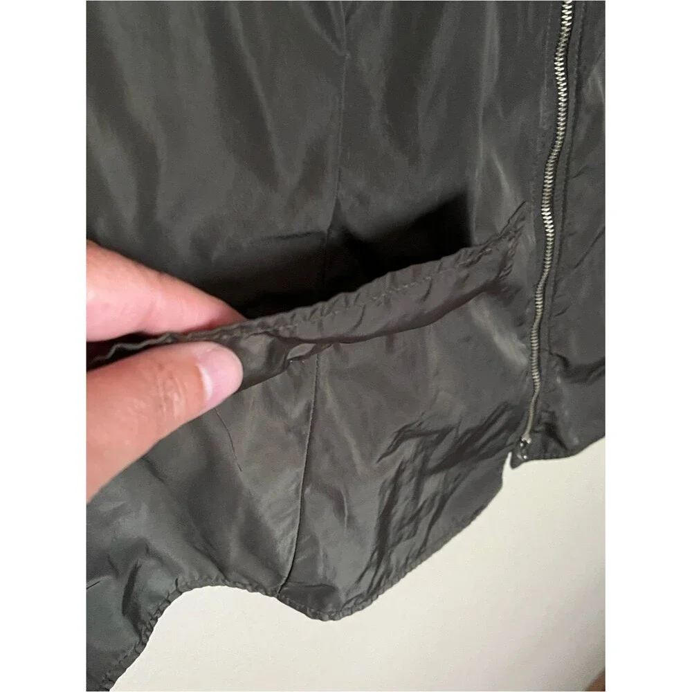 Sun Kim Toronto Olive Green Front and Back Zip Utility Vest Size Large